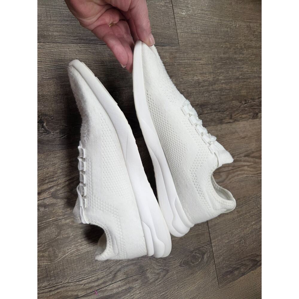 Fabletics Womens Knit 9 Easton White The Everyday Shoes Sneakers - Picture 3 of 9